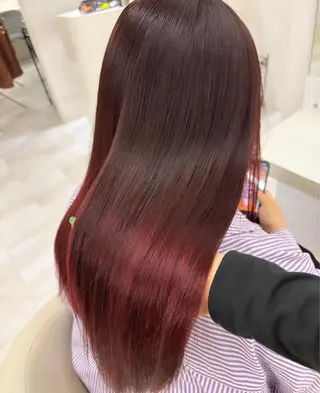 ロング カラー momo /レイヤー/暖色のヘアスタイル