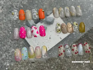 ネイル Mus’Fam 入谷玲生奈のネイルデザイン
