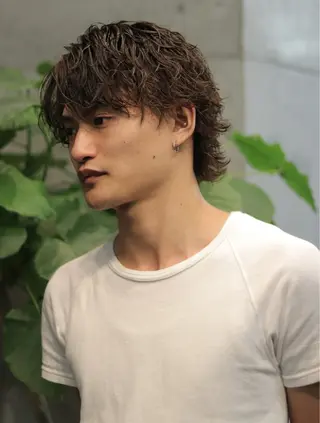 ミディアム パーマ メンズ 山口 陽平のヘアスタイル