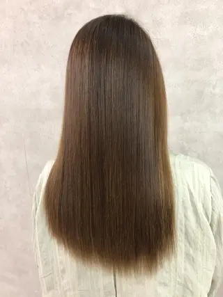 ロング OJIMA YUKAのヘアスタイル