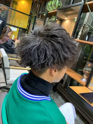 パーマ メンズ 天野 開のヘアスタイル
