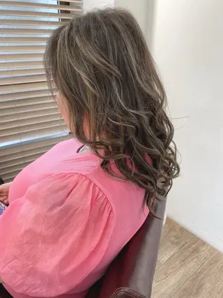 ロング カラー ハイライト⭐️上野 高広のヘアスタイル