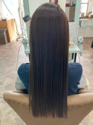 ロング 大谷 亜依のヘアスタイル