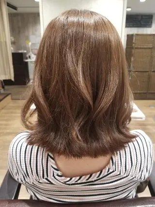 ミディアム カラー 店長 とみー / ツヤ感＆似合わせのヘアスタイル