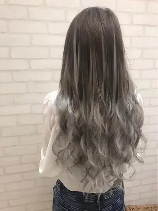 ミディアム GENDER hair &eyeのヘアスタイル