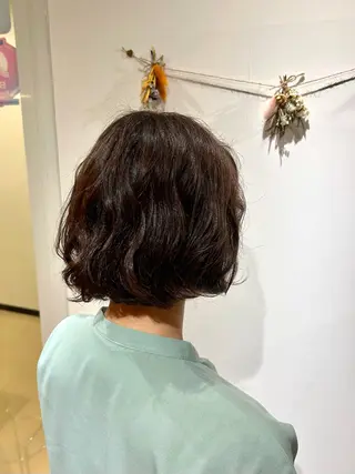 ミディアム パーマ ·.⟡ 福田 彩乃 透明感カラー🪄🩵のヘアスタイル