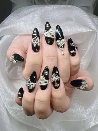 ネイル Lee Nailsのネイルデザイン