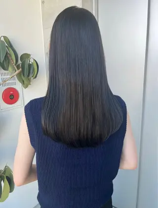 ロング カラー パーマ ヘアアレンジ 透明感/オリーブ/ グレージュ/YUKAのヘアスタイル