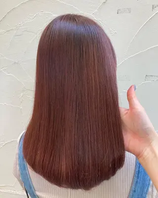 セミロング カラー 大岩 茉愉のヘアスタイル