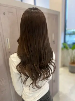 ロング 小池 夏美のヘアスタイル