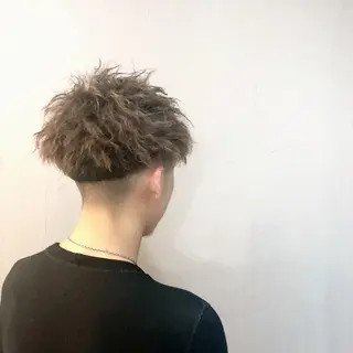 ショート パーマ メンズ 山口 浩之のヘアスタイル