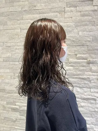 セミロング パーマ KINGDOM イナキ🌙のヘアスタイル