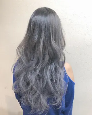 ロング ヤマグチ ヒカルのヘアスタイル