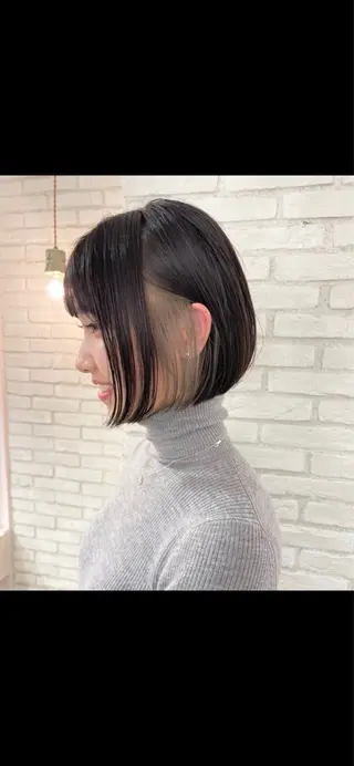 ショート カラー TATSUブリーチ/ ミルクティーベージュのヘアスタイル
