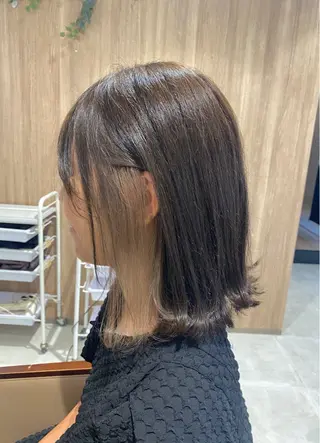 セミロング 酸性ストレート/ブリ ーチなしWカラー河本のヘアスタイル