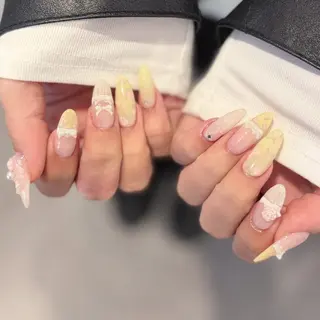 ネイル ユカ‎𖤐y2k/ 堺筋本町/心斎橋のネイルデザイン