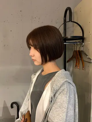 ショート カラー まるやま ゆいかのヘアスタイル