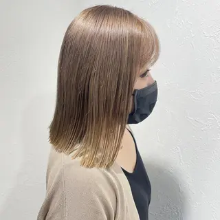 セミロング カラー shiho .のヘアスタイル