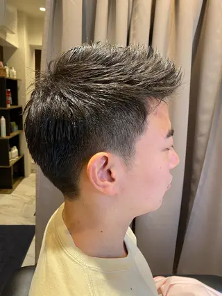ショート 小野 大輔のヘアスタイル