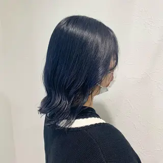 ミディアム カラー shiho .のヘアスタイル