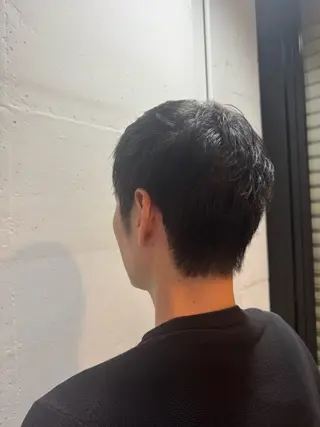 メンズ くすみ あやなのヘアスタイル