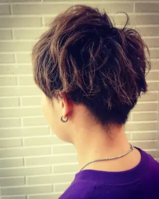 メンズ パーマ ブリーチ/ヘアケア/ 艶髪/イギチハルのヘアスタイル