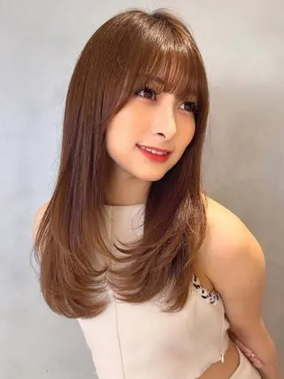 セミロング 佐京春奈/縮毛矯正 髪質改善/美髪カラーのヘアスタイル