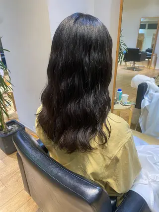 セミロング 大人可愛い♡コテ巻き パーマ🌼杉田 萌恵のヘアスタイル