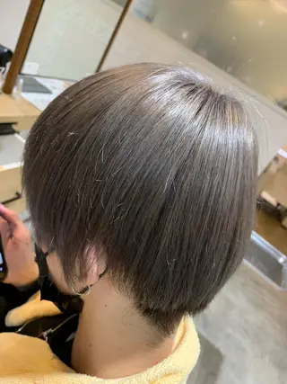 ショート カラー れい🫧 ハイトーン特化のヘアスタイル