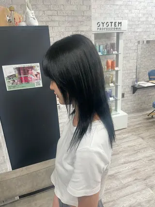 ロング カラー パーマ ヘアアレンジ メンズ MOMO艶髪 🩵モテカラーのヘアスタイル