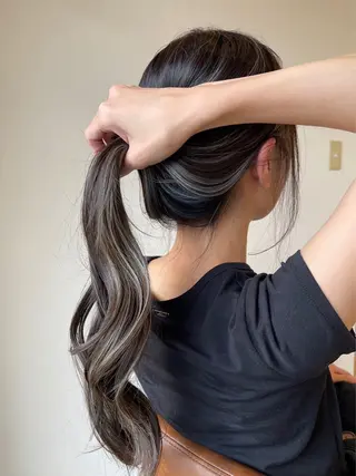 ロング カラー 本郷 豊のヘアスタイル
