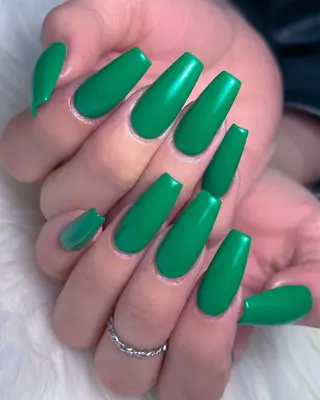 ネイル HORANGI NAIL所属・NAOKO 🫨のネイルデザイン