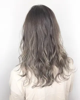 ロング [髪質改善カラー] 佐藤唯花🦋のヘアスタイル