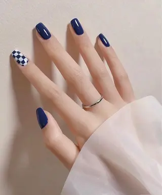 ネイル Theone栄店 赤松のネイルデザイン