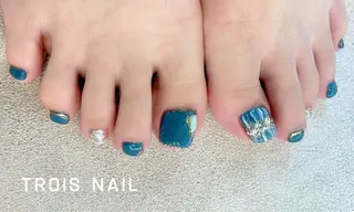 ネイル Nail &eye TROISのネイルデザイン