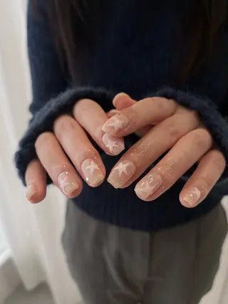 ネイル LETTER_&所属・LETTER_& SAKIのネイルデザイン