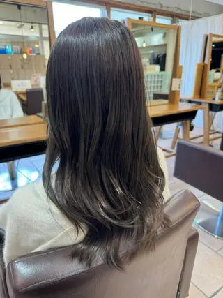 ロング カラー 菅野 美咲のヘアスタイル