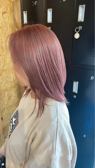 カラー まろみ暖色×ボブ ×chia🕯のヘアスタイル