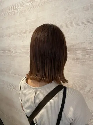 ミディアム 千野 優由のヘアスタイル