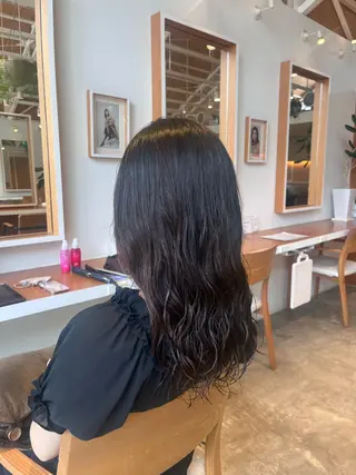 パーマ 中野 百乃華のヘアスタイル