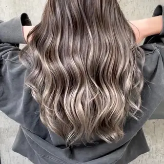 カラー Re-PEP 大城のヘアスタイル