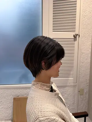 ショート LOVESTOIKE 井上つぐみ/透明感のヘアスタイル