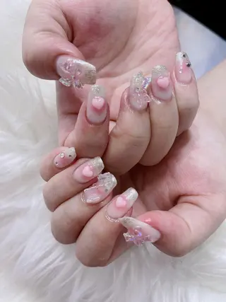 ネイル FF フィフィネイルサロンのネイルデザイン