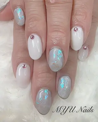 ネイル ニュアンスネイル🌈 MYU Nailsのネイルデザイン