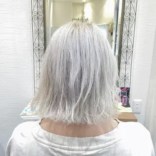 ミディアム カラー 皆巳 達郎のヘアスタイル