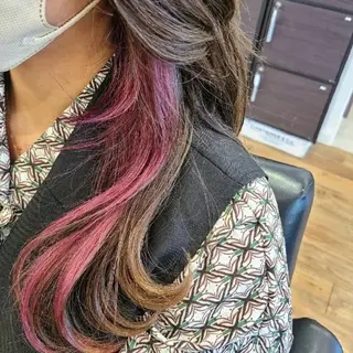 ロング カラー 関口 友菜のヘアスタイル
