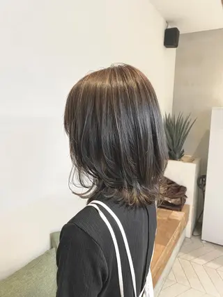 ミディアム カラー 根津 友輔のヘアスタイル
