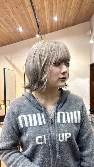 ミディアム カラー Mayuka ：）のヘアスタイル