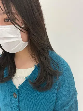 セミロング 🪴酒井 可南子🪴のヘアスタイル