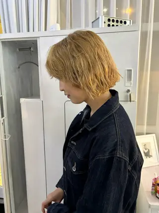ミディアム 杉水 葉月のヘアスタイル